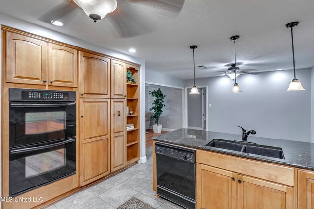 126 Plum Tree Road, Brandon, MS 39047