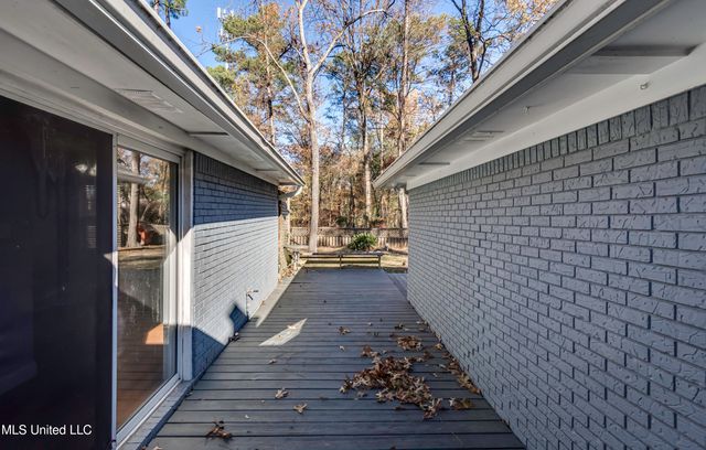 126 Plum Tree Road, Brandon, MS 39047