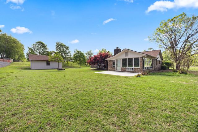 1730 Clear Creek Drive, Springdale, AR 72764