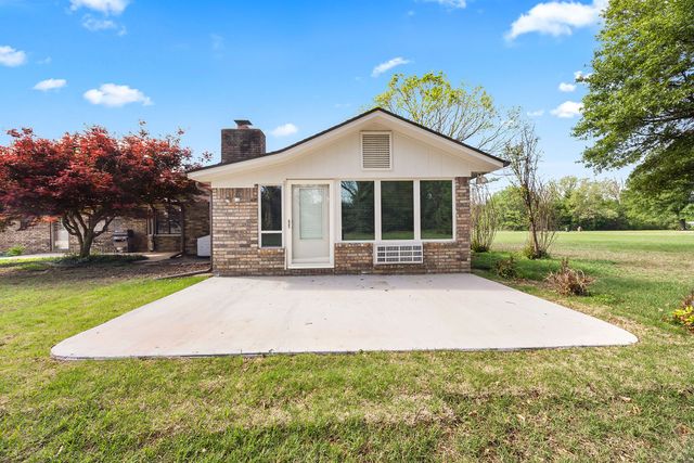 1730 Clear Creek Drive, Springdale, AR 72764