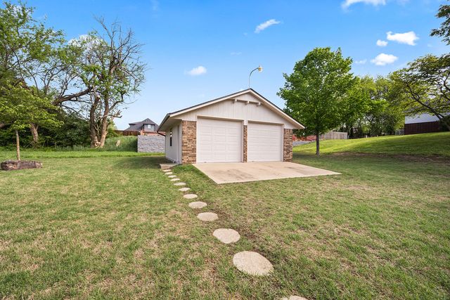 1730 Clear Creek Drive, Springdale, AR 72764