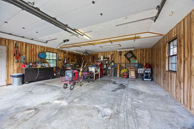 1730 Clear Creek Drive, Springdale, AR 72764