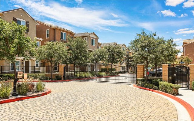793 Banyan, Pomona, CA 91767