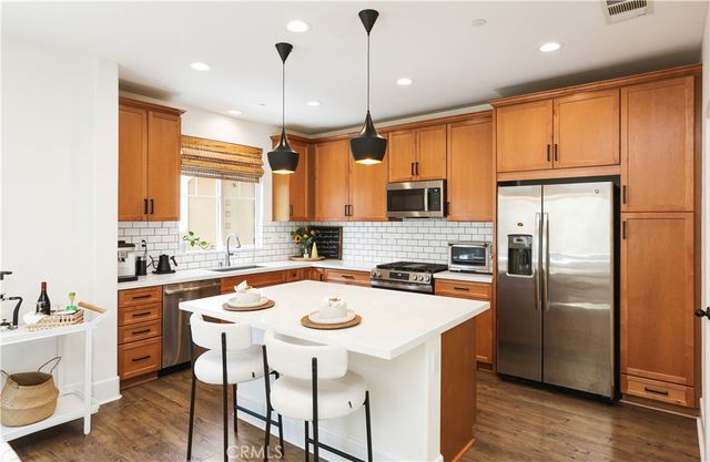 793 Banyan, Pomona, CA 91767