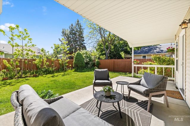 5246 N Hertford Way, Boise, ID 83714