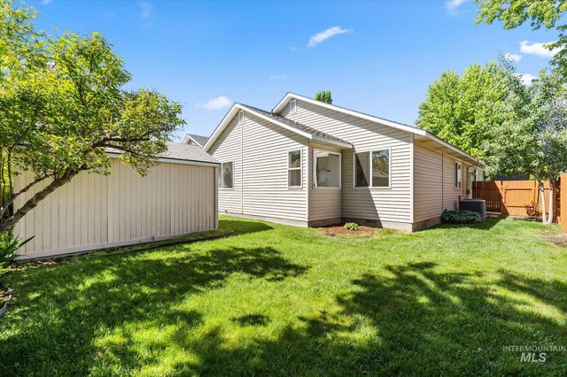 5246 N Hertford Way, Boise, ID 83714