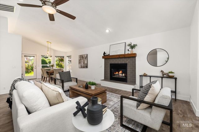 5246 N Hertford Way, Boise, ID 83714