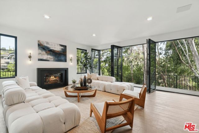 8171 Tianna Road, Los Angeles, CA 90046