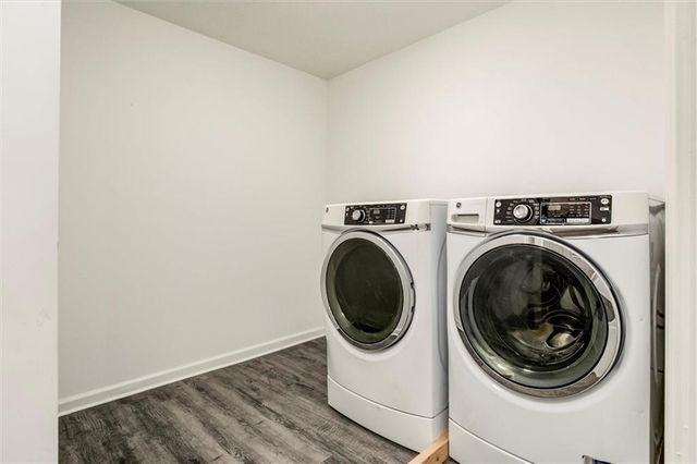 2421 Chestnut Avenue, Kansas City, MO 64127