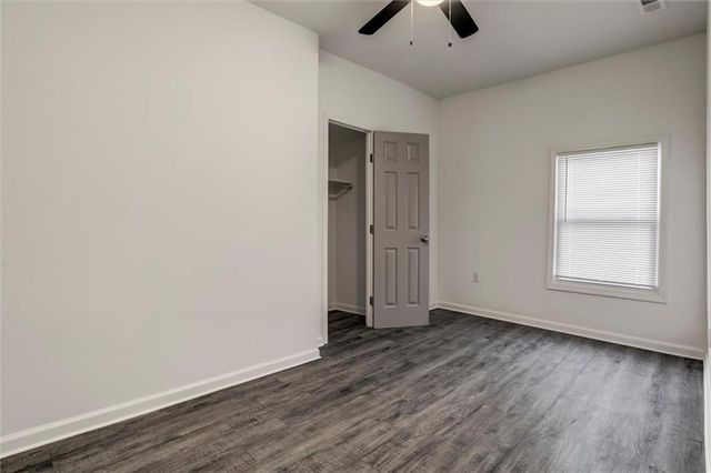 2421 Chestnut Avenue, Kansas City, MO 64127