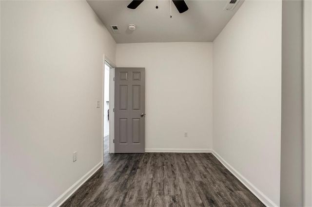 2421 Chestnut Avenue, Kansas City, MO 64127