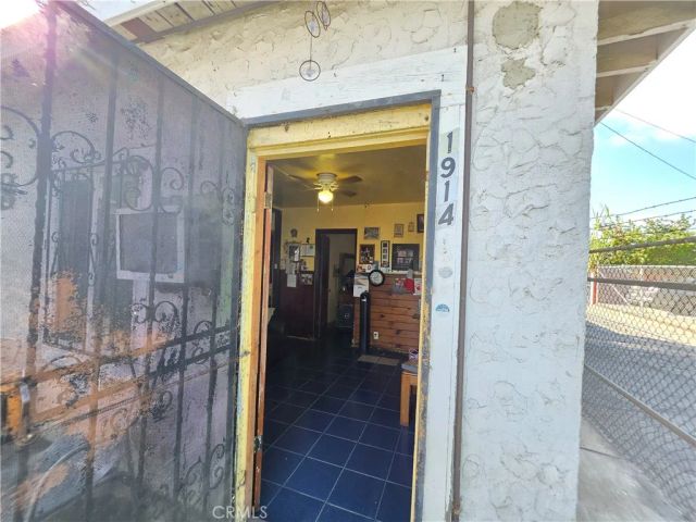 1914 Firestone, Los Angeles, CA 90001