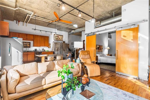 660 Glen Iris Drive 210, Atlanta, GA 30308