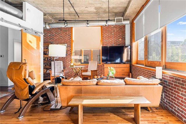 660 Glen Iris Drive 210, Atlanta, GA 30308