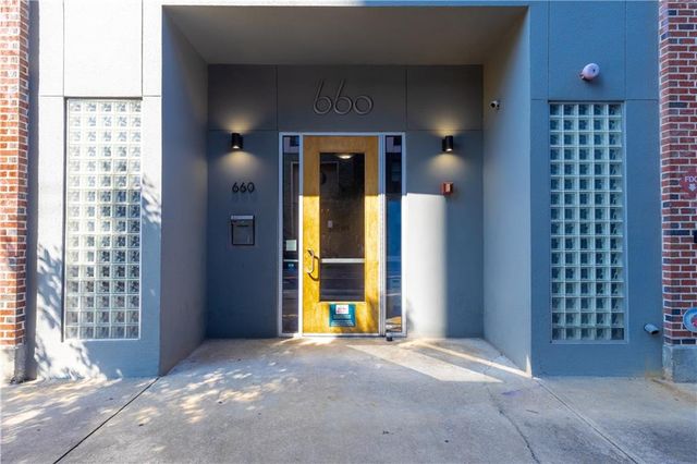 660 Glen Iris Drive 210, Atlanta, GA 30308