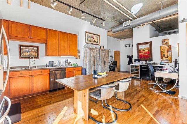 660 Glen Iris Drive 210, Atlanta, GA 30308