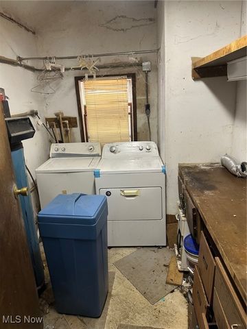 12531 Jackson Drive, Burton, OH 44021