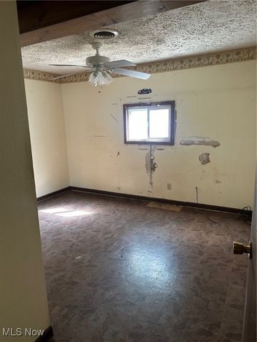 12531 Jackson Drive, Burton, OH 44021