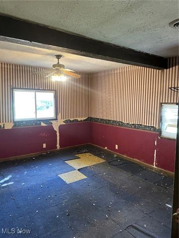 12531 Jackson Drive, Burton, OH 44021