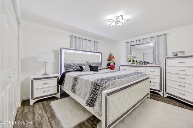 5713 Arvis Dr, Louisville, KY 40258