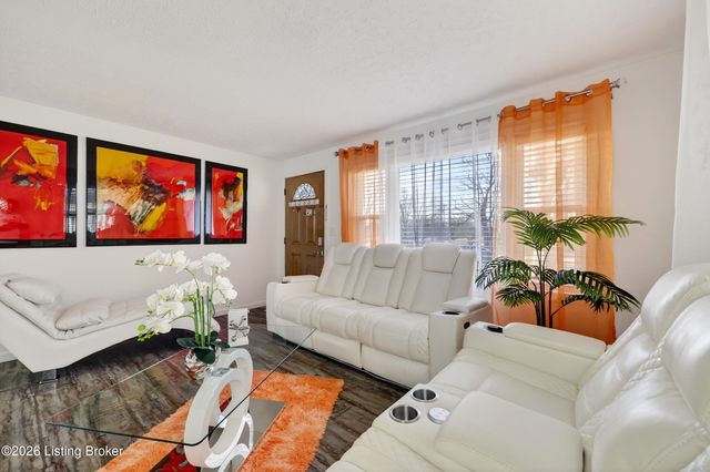 5713 Arvis Dr, Louisville, KY 40258