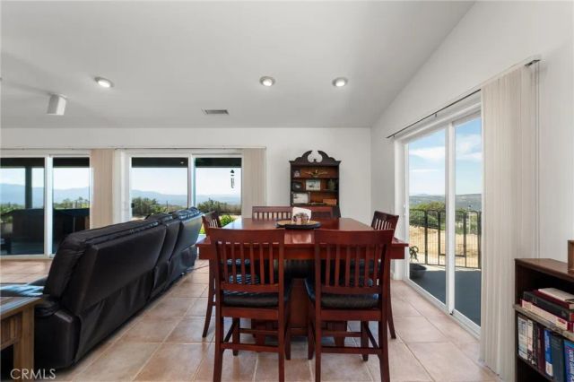 40230 Crazy Horse Canyon Road, Aguanga, CA 92536
