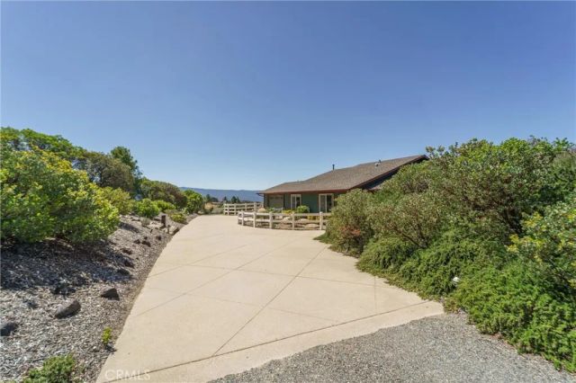 40230 Crazy Horse Canyon Road, Aguanga, CA 92536