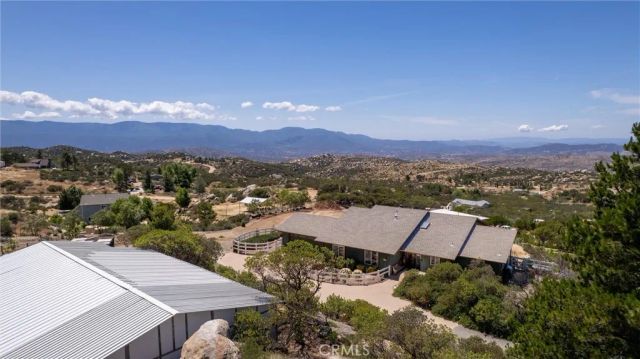 40230 Crazy Horse Canyon Road, Aguanga, CA 92536