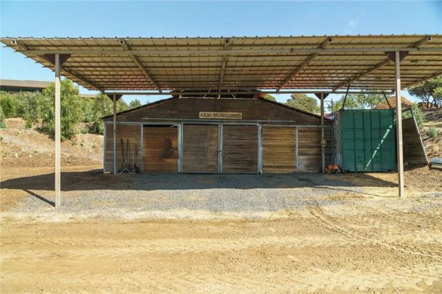 40230 Crazy Horse Canyon Road, Aguanga, CA 92536