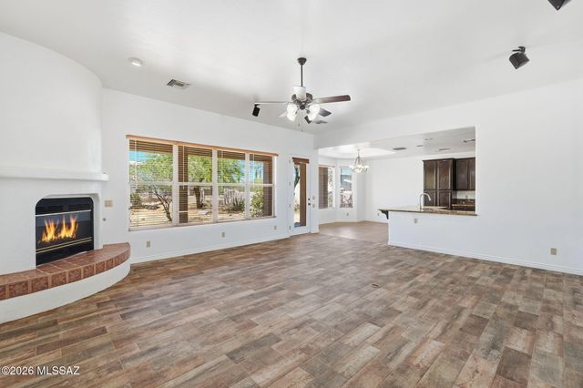 1338 W Bosque Dr, Sahuarita, AZ 85629