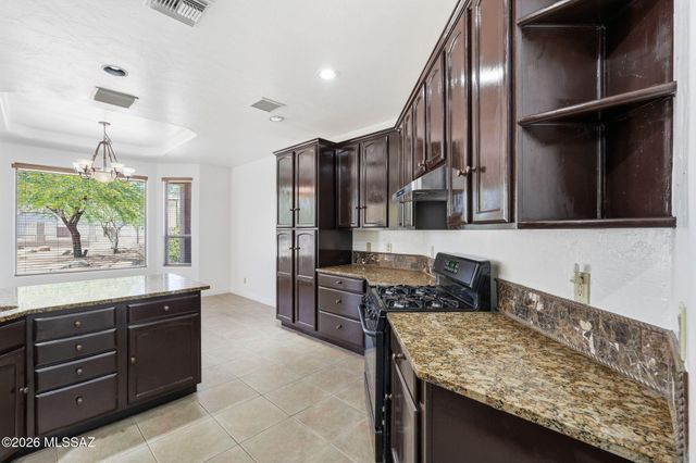 1338 W Bosque Dr, Sahuarita, AZ 85629