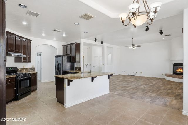 1338 W Bosque Dr, Sahuarita, AZ 85629