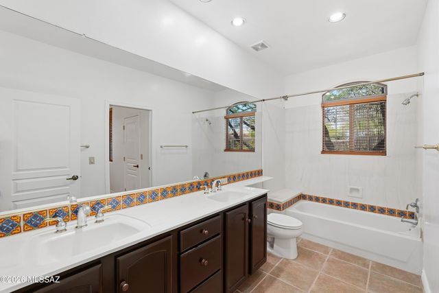 1338 W Bosque Dr, Sahuarita, AZ 85629