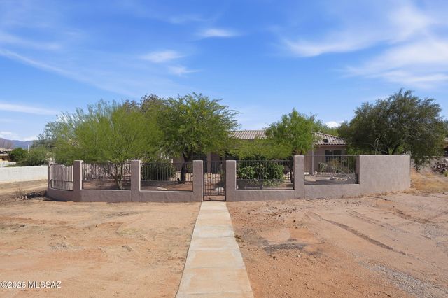1338 W Bosque Dr, Sahuarita, AZ 85629