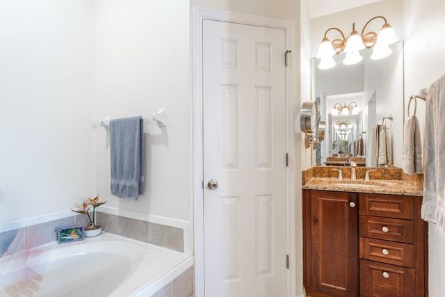 4 EAGLE HARBOR TRAIL, Palm Coast, FL 32164