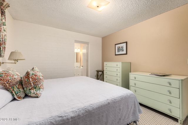 10217 W ANDOVER Avenue, Sun City, AZ 85351