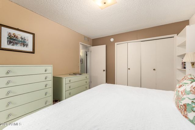 10217 W ANDOVER Avenue, Sun City, AZ 85351