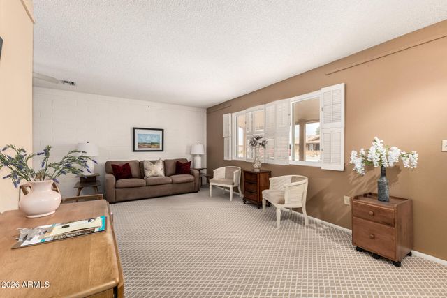 10217 W ANDOVER Avenue, Sun City, AZ 85351