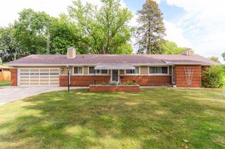 1543 W Downer Place, Aurora, IL 60506
