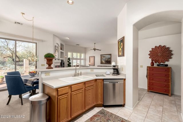 5335 N Canyon Rise Place, Tucson, AZ 85749