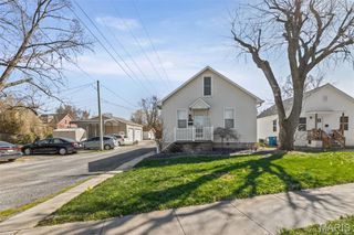 1008 6th Street, Highland, IL 62249