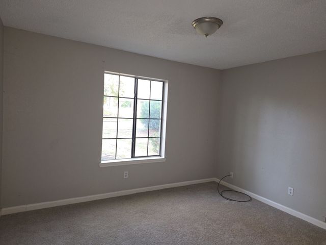 8105 Courageous Drive, Rowlett, TX 75089