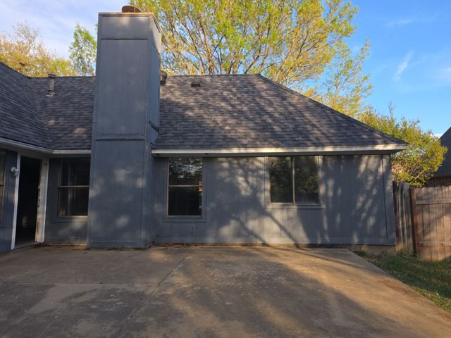 8105 Courageous Drive, Rowlett, TX 75089