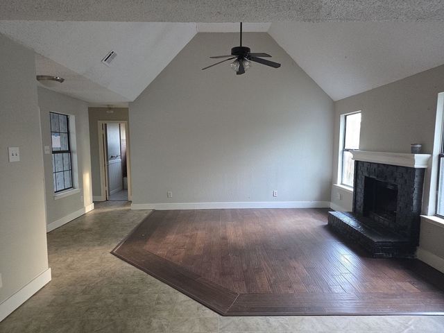 8105 Courageous Drive, Rowlett, TX 75089