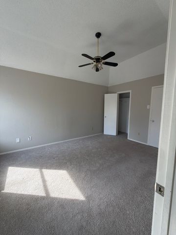 8105 Courageous Drive, Rowlett, TX 75089