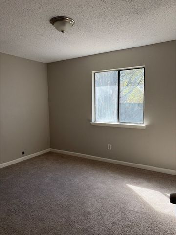 8105 Courageous Drive, Rowlett, TX 75089