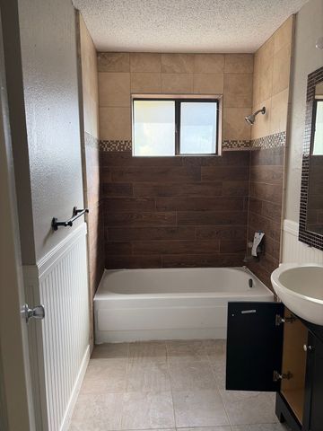 8105 Courageous Drive, Rowlett, TX 75089