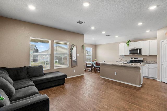 841 Indian Mallow, Seguin, TX 78155