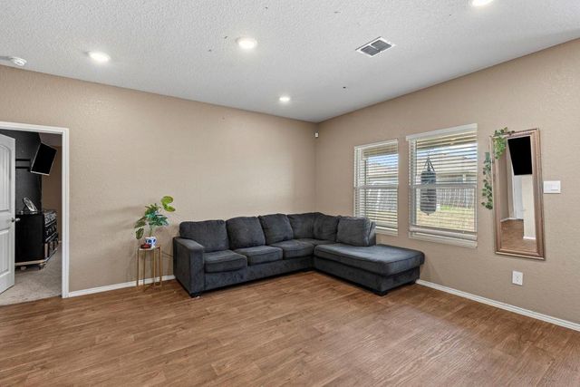 841 Indian Mallow, Seguin, TX 78155