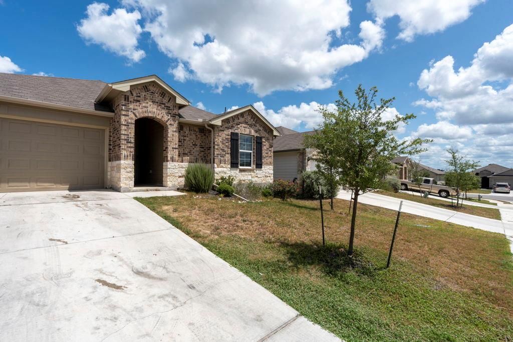 841 Indian Mallow, Seguin, TX 78155